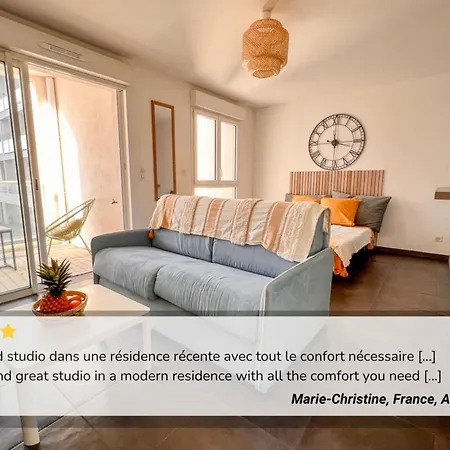 Gina - Modern Luminous Balcony - By Tgb Apartment