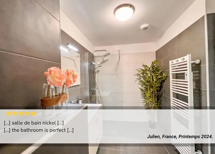 Gina - Modern Luminous Balcony - By Tgb Ajaccio (Corsica)